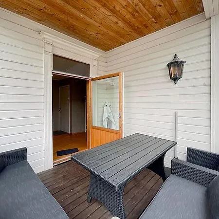 Lägenhet Ledaal Place - Center With 2br -free Parking - Balcony By *